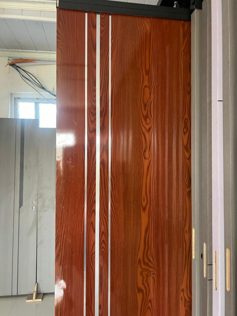 Wooden doors 